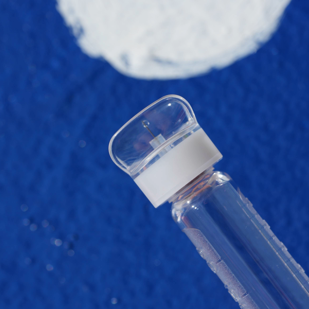 Steady Shot small size attached to a 4mm pen needle for diabetes injections. Perfect for improving injection site rotation, reducing pain, and providing comfort during insulin delivery.